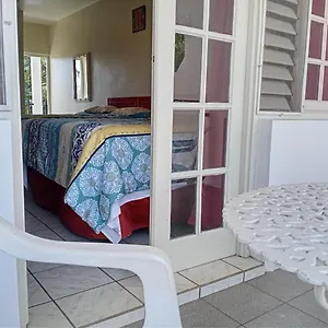  Guest house Ridgeway Jamaica